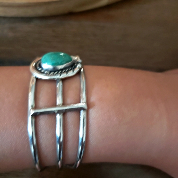Vintage Sterling Silver Turquoise Cuff Bracelet